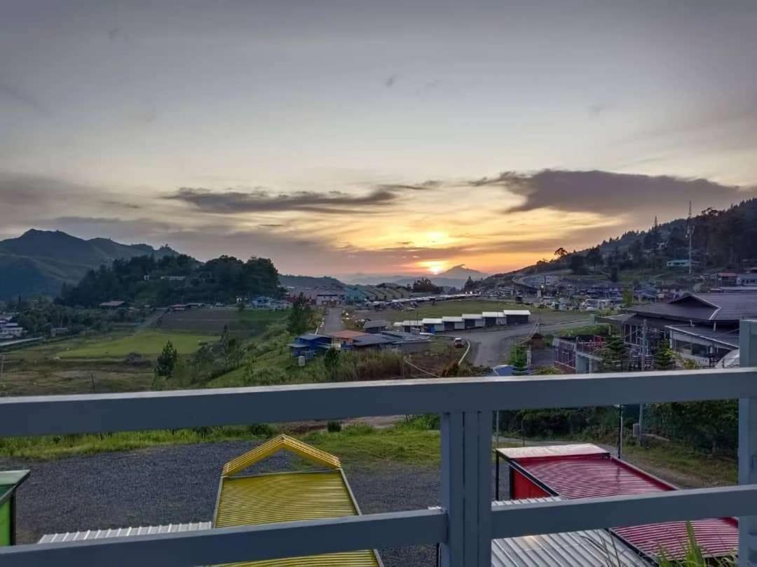 Kundasang Trail Homestay Extérieur photo
